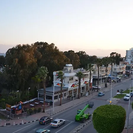 Pebble * Limassol