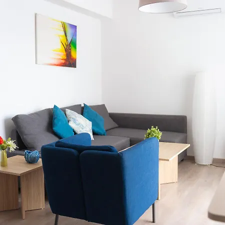 Apartment Pebble